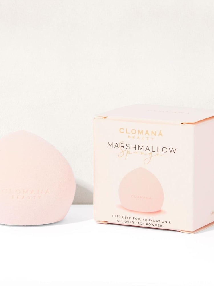 CLOMANÁ Beauty Marshmallow Makeup Sponge - Shape 2 - Image 4 of 4 CLOMANÁ Beauty Marshmallow Makeup Sponge - Shape 2 - Image 4 of 4