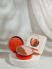 CLOMANÁ Beauty Makeup Brush & Sponge Cleanser - Image 2 of 3