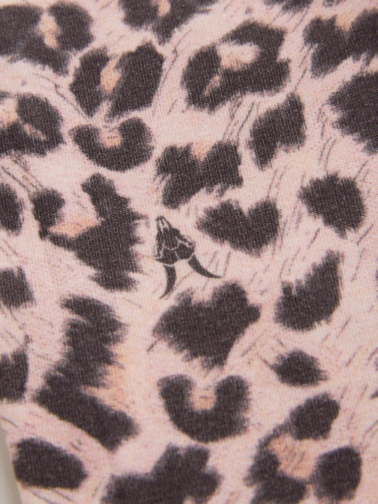 smALLSAINTS Leopard Lover T-Shirt and Wide Leg Leggings Set - Image 14 of 14 smALLSAINTS Leopard Lover T-Shirt and Wide Leg Leggings Set - Image 14 of 14