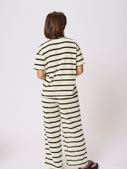 Kaffe Cream KAedith V-Neck Short Sleeve T-Shirt - Image 3 of 6