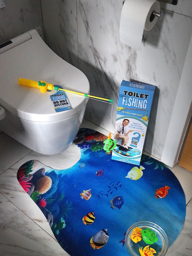 Diabolical Toilet Fishing - Image 2 of 4