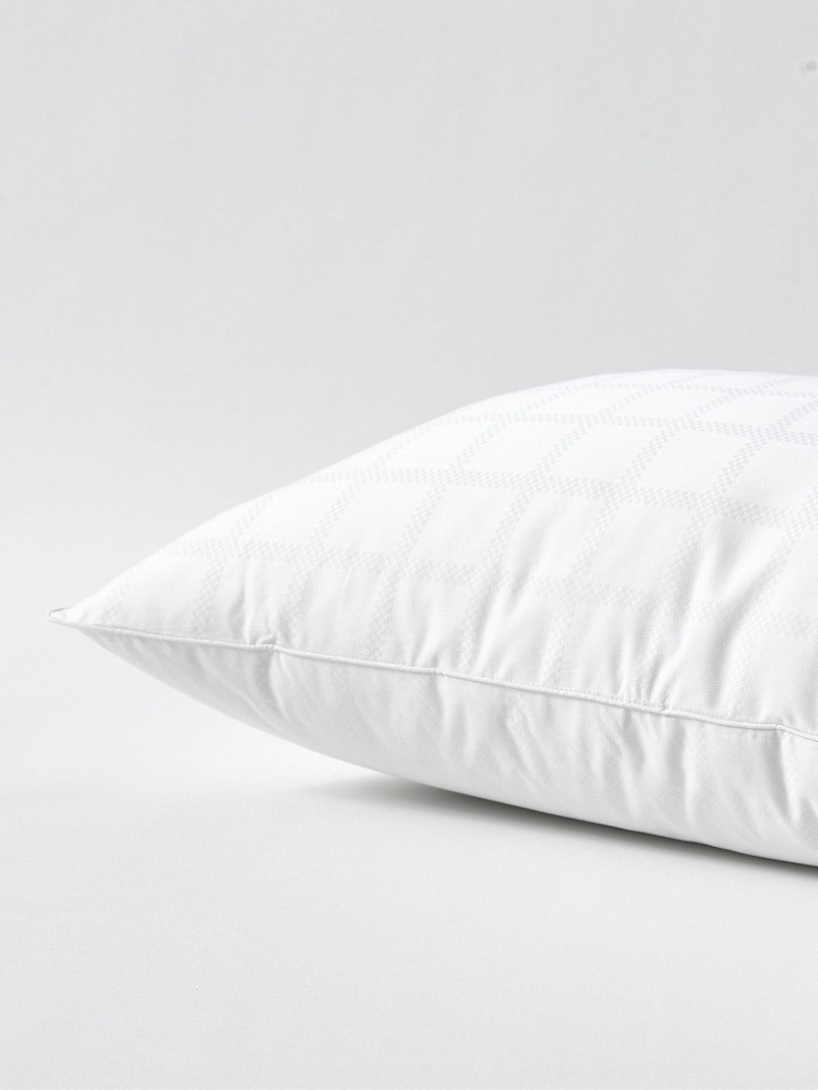 The Fine Bedding Company Allergy Defence Pillow - Image 2 of 3
