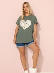 Yours Curve Green Printed T-Shirt - Image 2 of 5