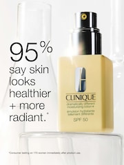 Clinique Dramatically Different Moisturizing Lotion+ SPF50 75ml - Image 4 of 5