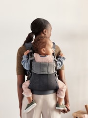 BabyBjörn Anthracite Baby Carrier Harmony 3D Mesh - Image 4 of 5