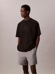 Shorts Calvin Klein Premium Terry Monograma - Imagem 3 de 5