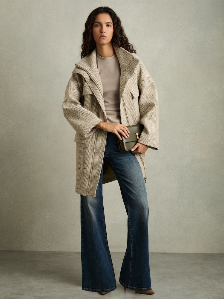 Reiss Camel Trudy Ribbed Ruched Waist Vest - Image 6 of 6