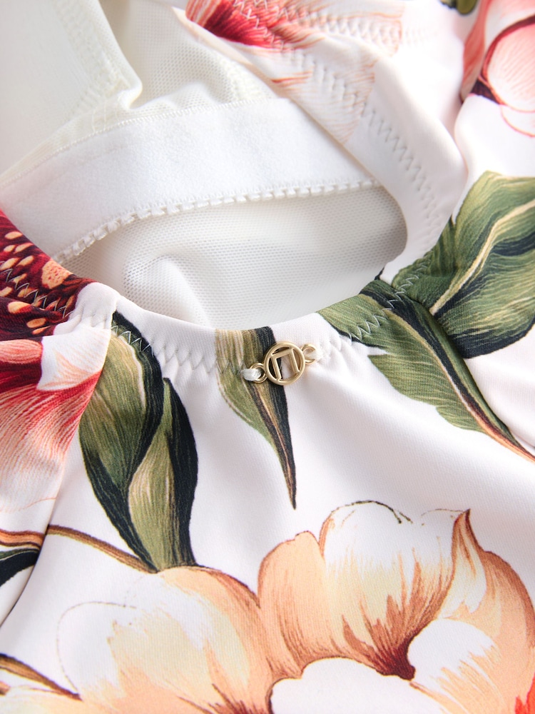 زهور أبيض/أحمر - Wrap Tummy Control Swimsuit - صورة 2 من 4 زهور أبيض/أحمر - Wrap Tummy Control Swimsuit - صورة 2 من 4