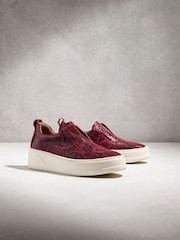 ឥទ្ធិពល Crocs ក្រហម - ហត្ថលេខា Leather Chunky Wedges Platform Trainers - រូបភាព 2 នៃ 6