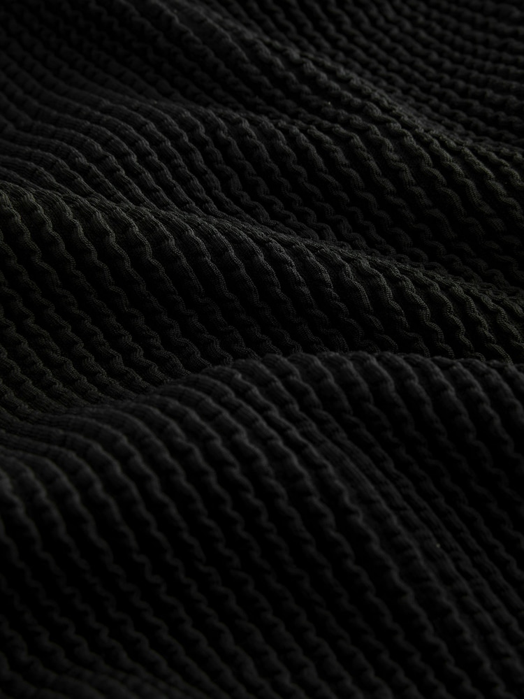 Schwarzer Crinkle mit weißen Spitzen - Tummy Control DD+ Badeanzug mit Bügel - Bild 9 von 9