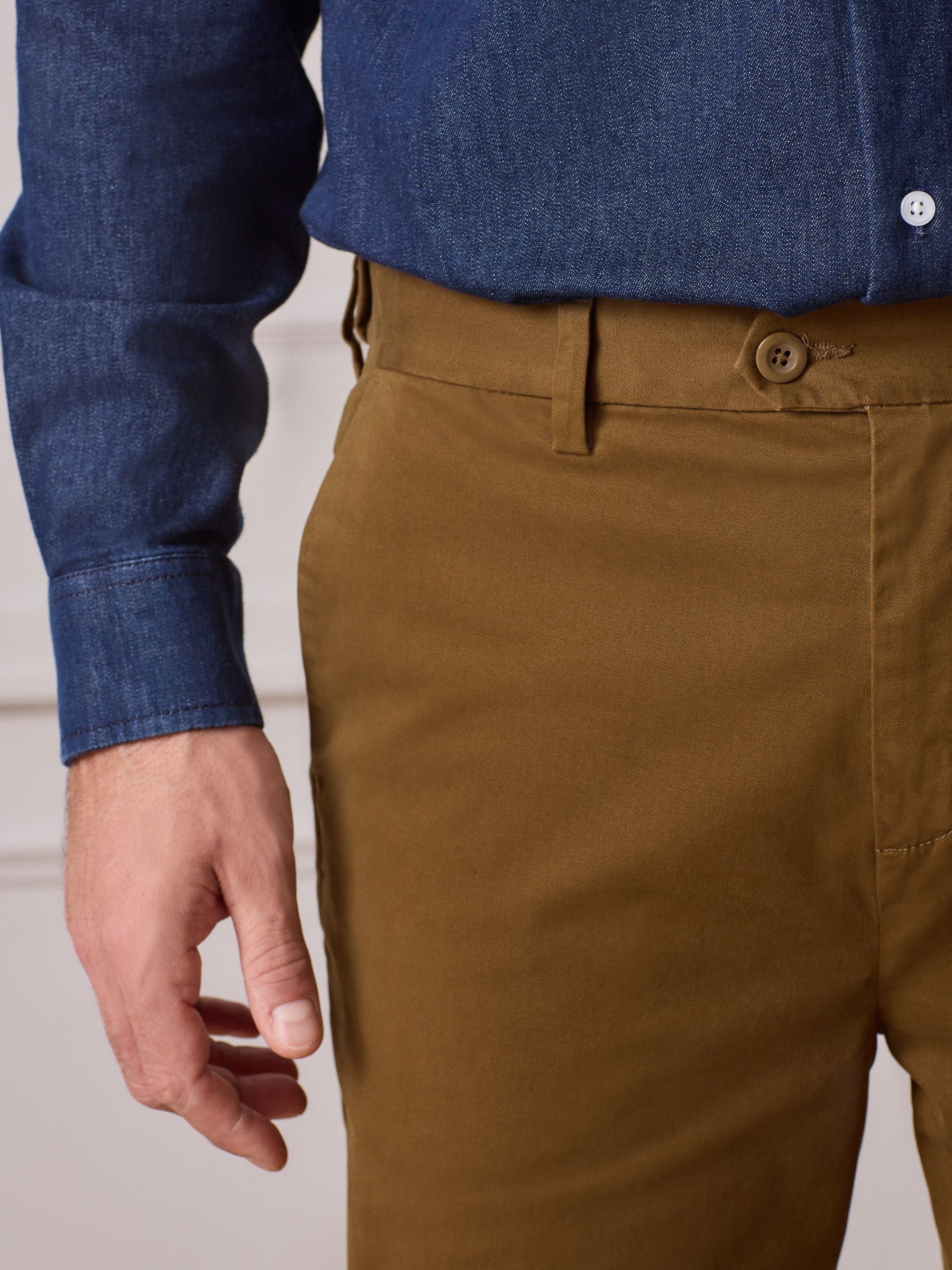 Buy Dark Tan Straight Fit Signature Ultimate Motionflex Chino
