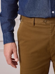 ذهبي - قياس مستقيم - بنطلون تشينو Ultimate - صورة 4 من 5