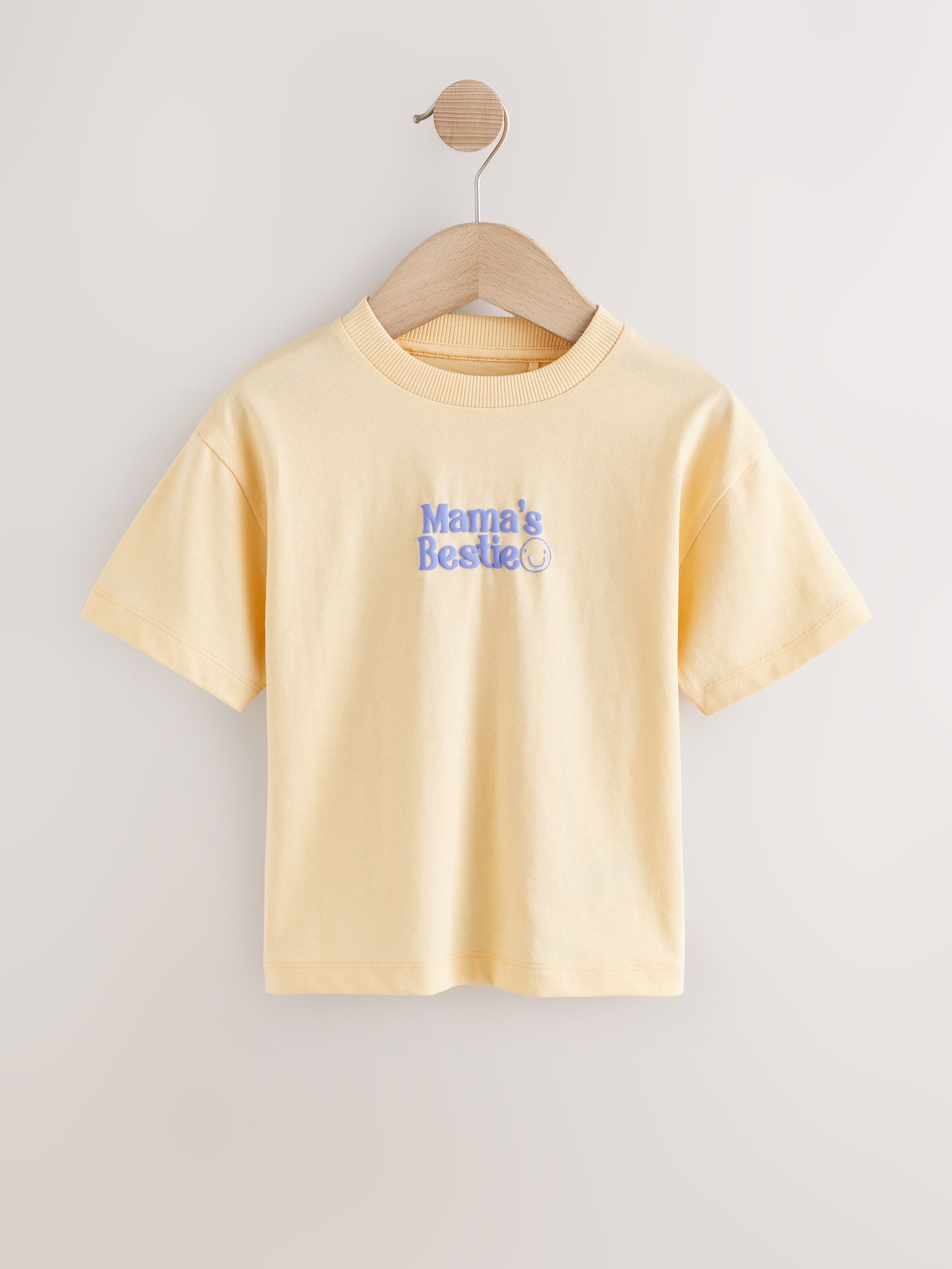 Naptime 半袖SHIRTS-YELLOW Buy Yellow Mama's Bestie Short Sleeve Small Graphic T-Shirt (3mths