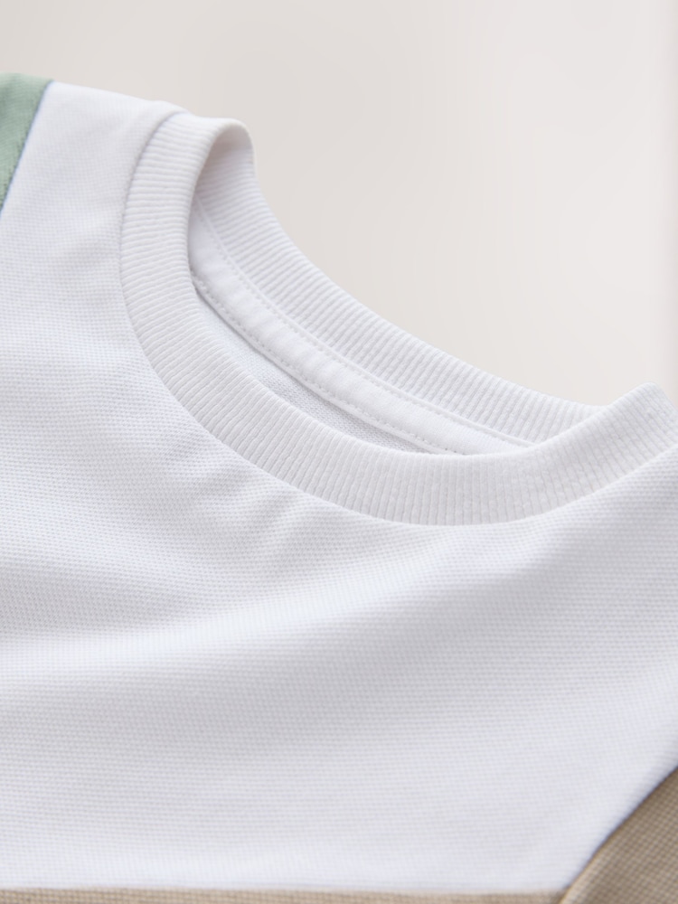 Sage Green/Neutral/White Short Sleeve Colourblock T-Shirt (3mths-7yrs) (3mths-7yrs) - Image 4 of 4 Sage Green/Neutral/White Short Sleeve Colourblock T-Shirt (3mths-7yrs) (3mths-7yrs) - Image 4 of 4