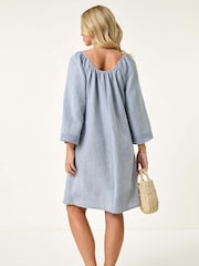 Vestido Roman Petite com Acabamento em Renda - Imagem 3 de 5