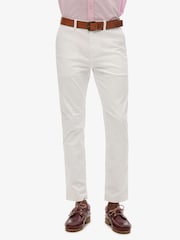 Pantalones chinos International de Superdry - Imagen 1 de 5