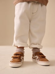 Tan Brown Dogs Standard Fit (F) Touch Fastening Skate Trainers - Image 2 of 8