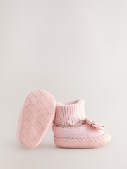 Baby Girls Scallop Edge Knitted Padders Booties with Bow - Image 3 of 5