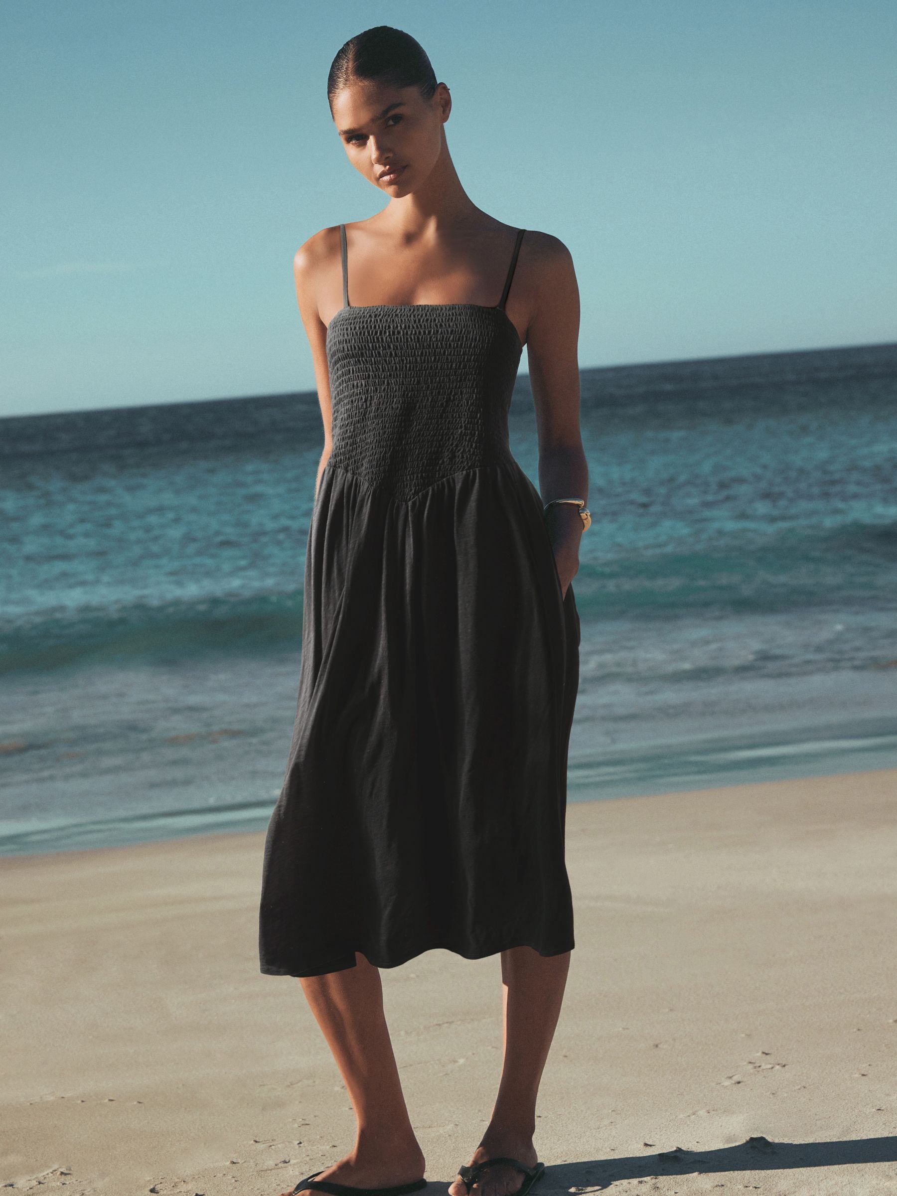 Next：日本 ブラック - 取り外し可能なストラップ付きバンドゥ