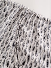 Black/White Beach Summer Shorts - Image 6 of 7