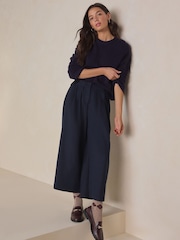 أزرق داكن أزرق - كنزة بحافة رقبة مستديرة من صوف الغنم الفاخر 100% - صورة 2 من 5