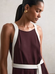 Reiss Burgundy/Cream Salma Petite Colour-Block Wide-Leg Belted Jumpsuit - Image 4 of 7