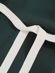 Reiss Dark Green/Cream Salma Petite Colour Block Wide Leg Belted Jumpsuit - Image 6 of 7