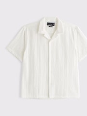 Abercrombie & Fitch Cropped Back Graphic Print Button Through Shirt - Image 6 of 7