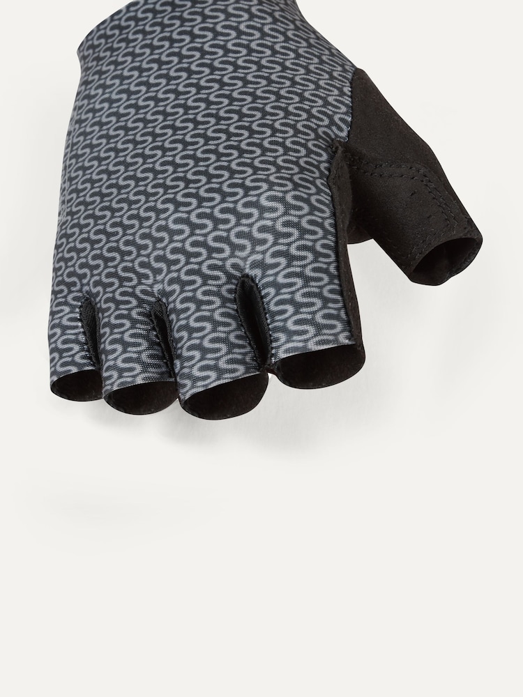 Sealskinz Dunston Single Layer Fingerless Black Cycling Gloves with Foam Padding - Image 2 of 3