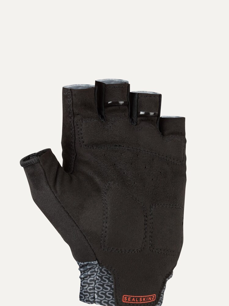 Sealskinz Dunston Single Layer Fingerless Black Cycling Gloves with Foam Padding - Image 3 of 3
