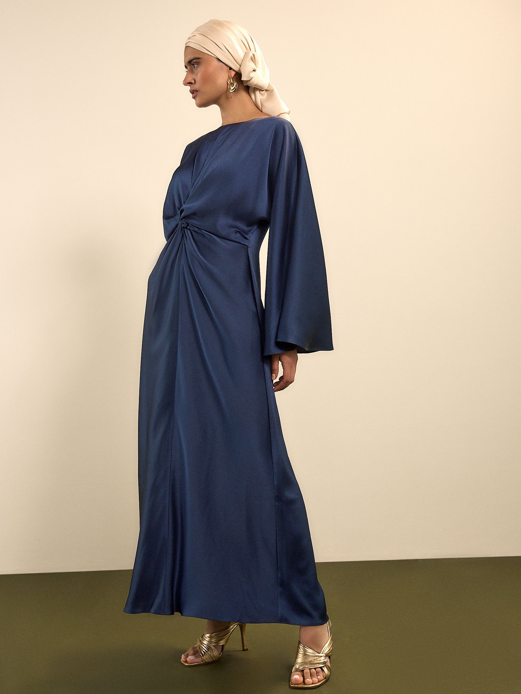 ワンピース Side Bow Satin Long Dress M Buy Navy Blue Twist Front Long Sleeve Satin Maxi Dress from Next