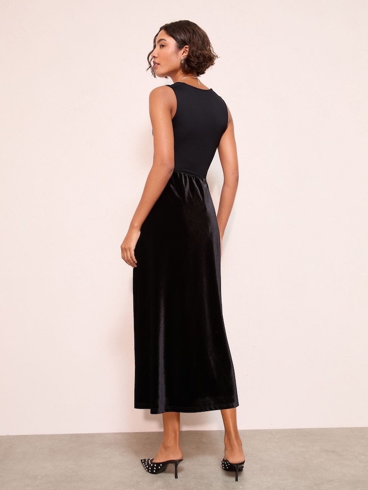 Friends Like These Black Petite Velvet Maxi Skirt - Image 4 of 4