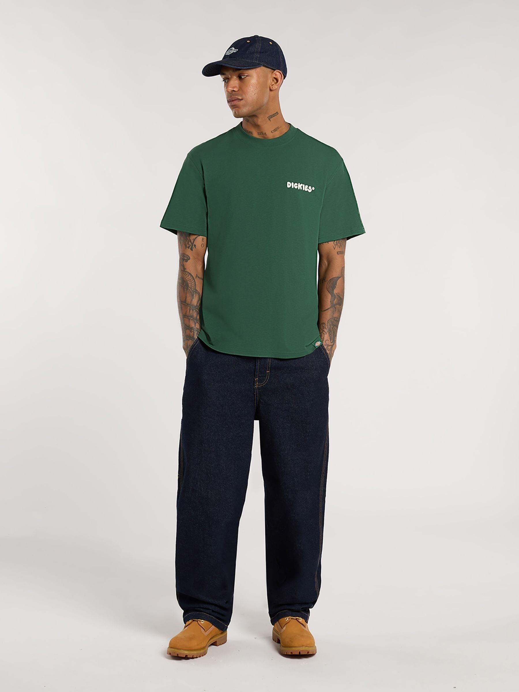 Next：日本 グリーン - Dickies ゴードンズビル Tシャツ from Next Japan