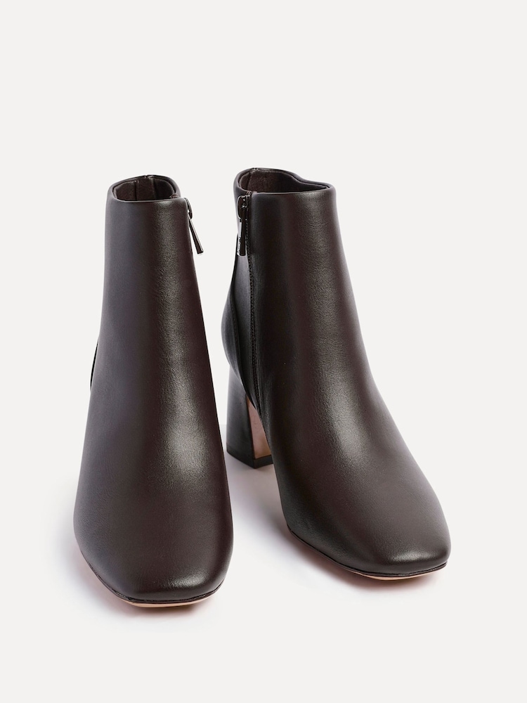 Botas de cano curto Linzi Cove com bico quadrado e salto bloco - Imagem 5 de 5