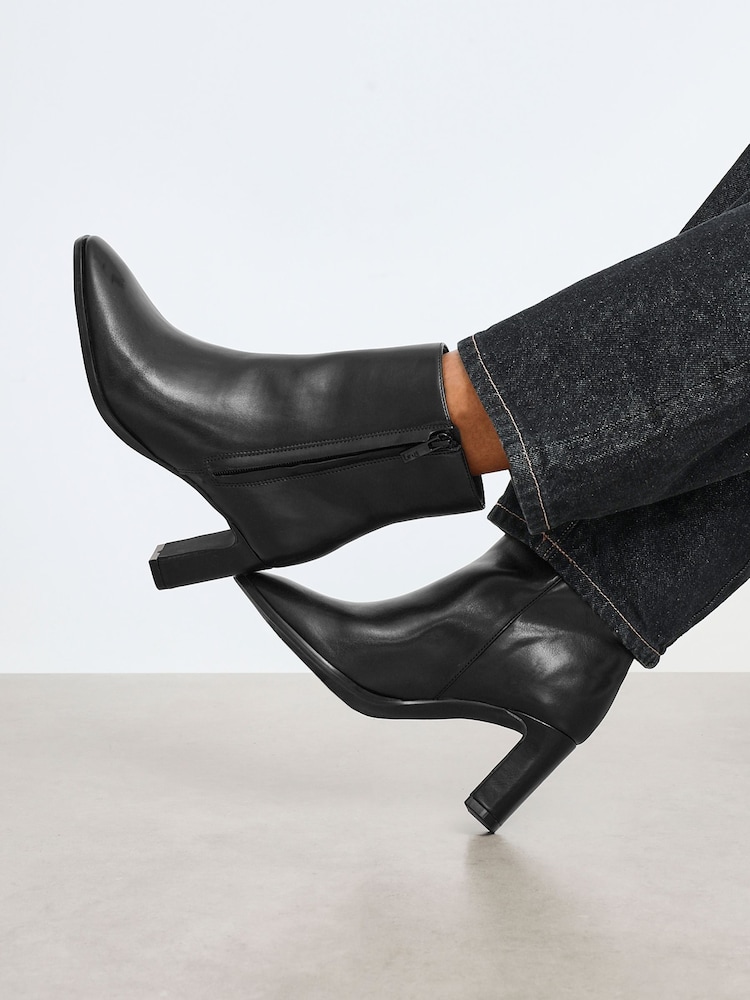 Linzi Black Jonas Block Heel Ankle Boots - Image 1 of 7 Linzi Black Jonas Block Heel Ankle Boots - Image 1 of 7