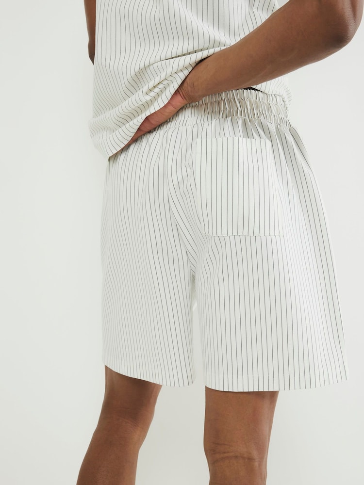 River Island Cream Regular Fit Stripe Shorts - Image 2 of 2 River Island Cream Regular Fit Stripe Shorts - Image 2 of 2