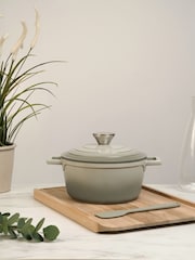 Mary Berry Grey At Home 20cm Cast Aluminium Round Casserole Dish - Image 2 of 4