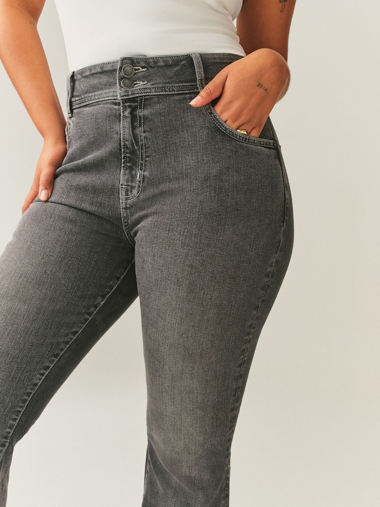 رمادي - جينز انسيابي فابل للتمدد بخصر مرتفع شكل ساعة رملية - Image 7 of 7 رمادي - جينز انسيابي فابل للتمدد بخصر مرتفع شكل ساعة رملية - Image 7 of 7