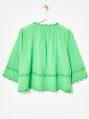Oliver Bonas Textured Broderie Frill Blouse - Imagem 2 de 5