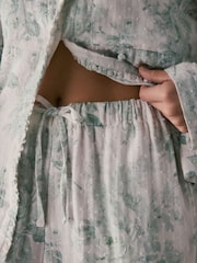 Shabby Chic Double Cloth Button Through Green Floral Pyjamas - Bild 6 von 13