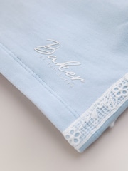 Blau - Baker by Ted Baker 2 -teiliges T-Shirt- und Shorts-Set mit Spitzenbesatz - Bild 6 von 13