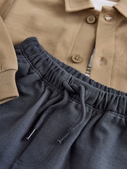 بني فاتح بني - Jersey Shirt T-Shirt and Joggers 3 Piece Set (3mths-7yrs) - صورة 5 من 5