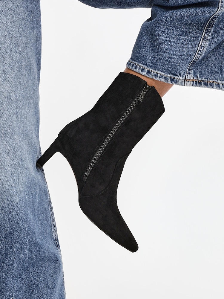 Linzi Black Calabasas Block Heel Ankle Boots - Image 5 of 5
