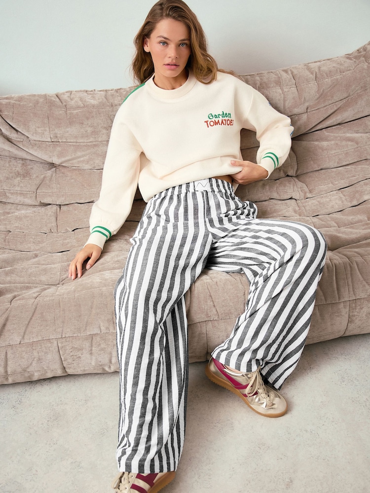 Grey/White Stripe Pull On Wide Leg Trousers with Linen - Image 2 of 8