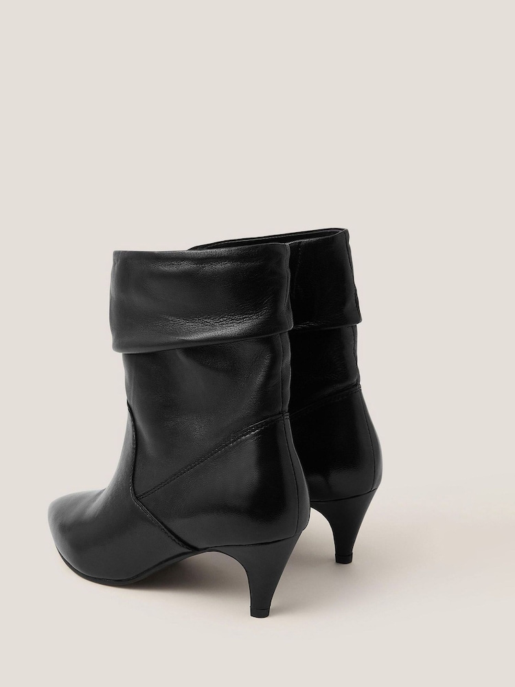 Monsoon Ria Ruched Leather Ankle Boots - Imagen 2 de 3 Monsoon Ria Ruched Leather Ankle Boots - Imagen 2 de 3