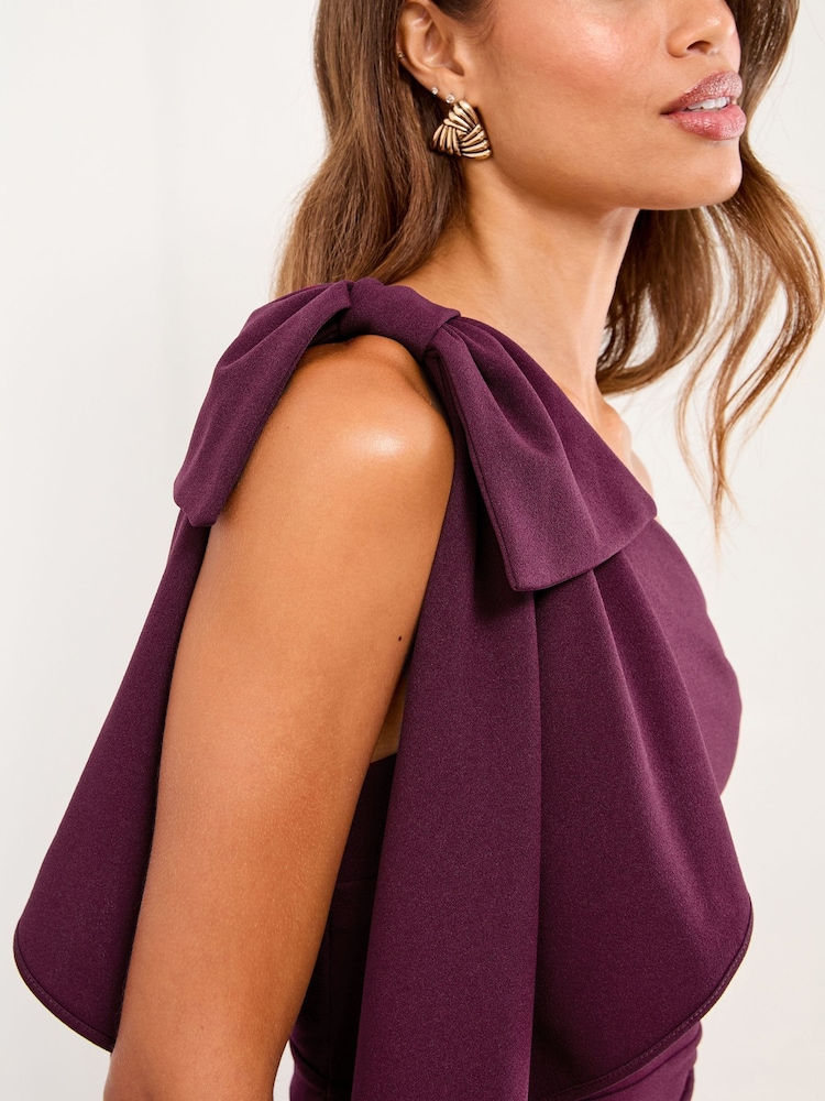 Lipsy Wine Petite One Shoulder Bow Jumpsuit - Image 2 of 4