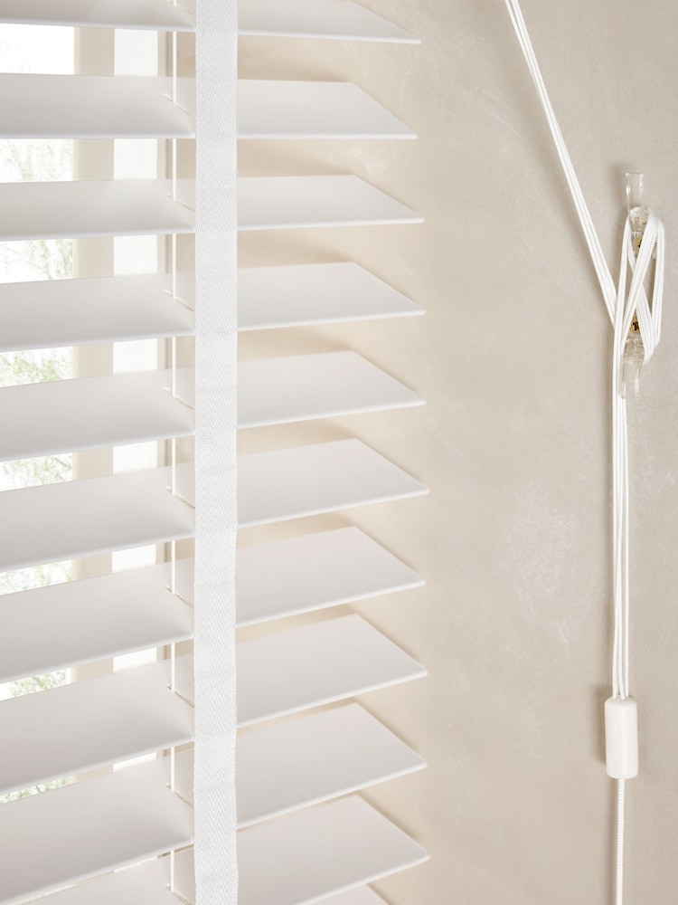 White Venetian Faux Wood Blind - Image 4 of 4