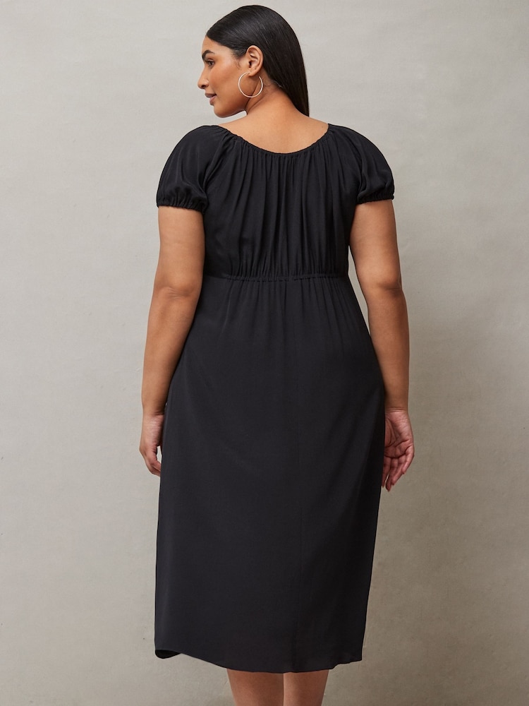Live Unlimited Black Keyhole Scallop Neck Dress - Image 4 of 4