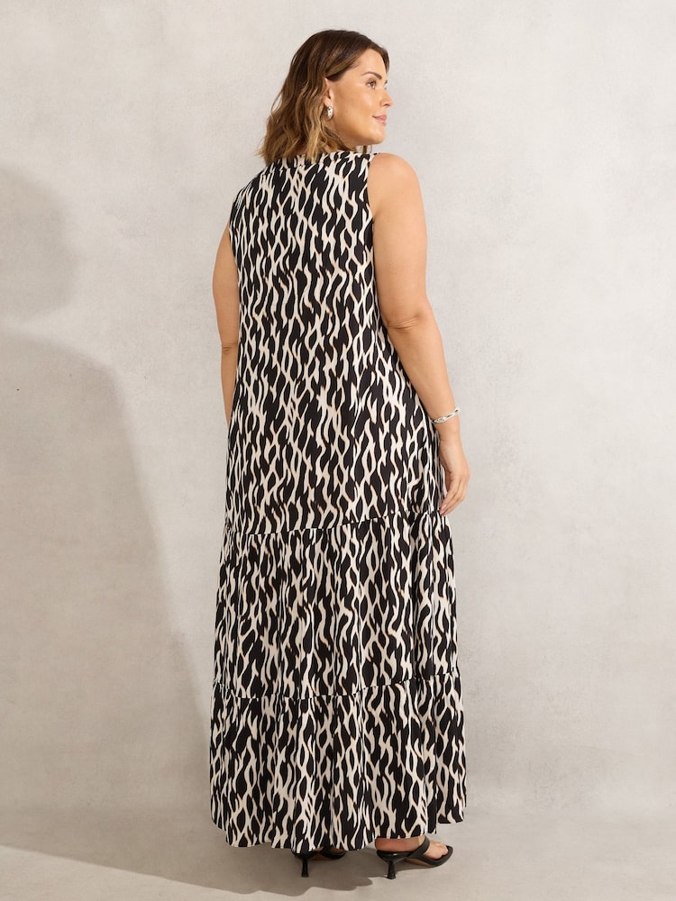 Live Unlimited Black Mono Print V-Neck Maxi Dress - Image 5 of 5
