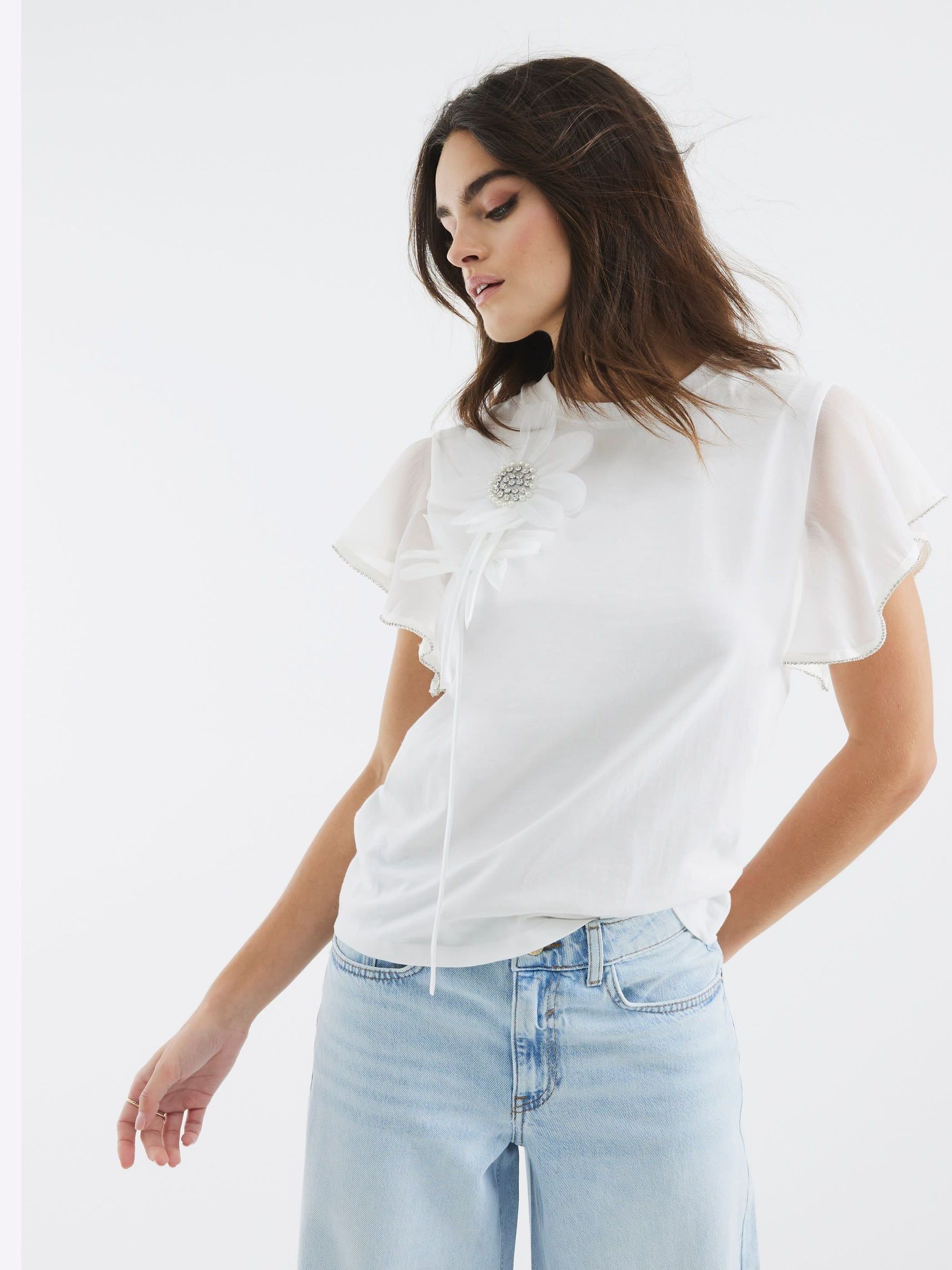 Buy River Island Diamante Flower Trim T-Shirt з сайту Next Ukraine